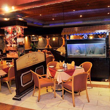 Al Bahjah Hotel Szíb Kültér fotó