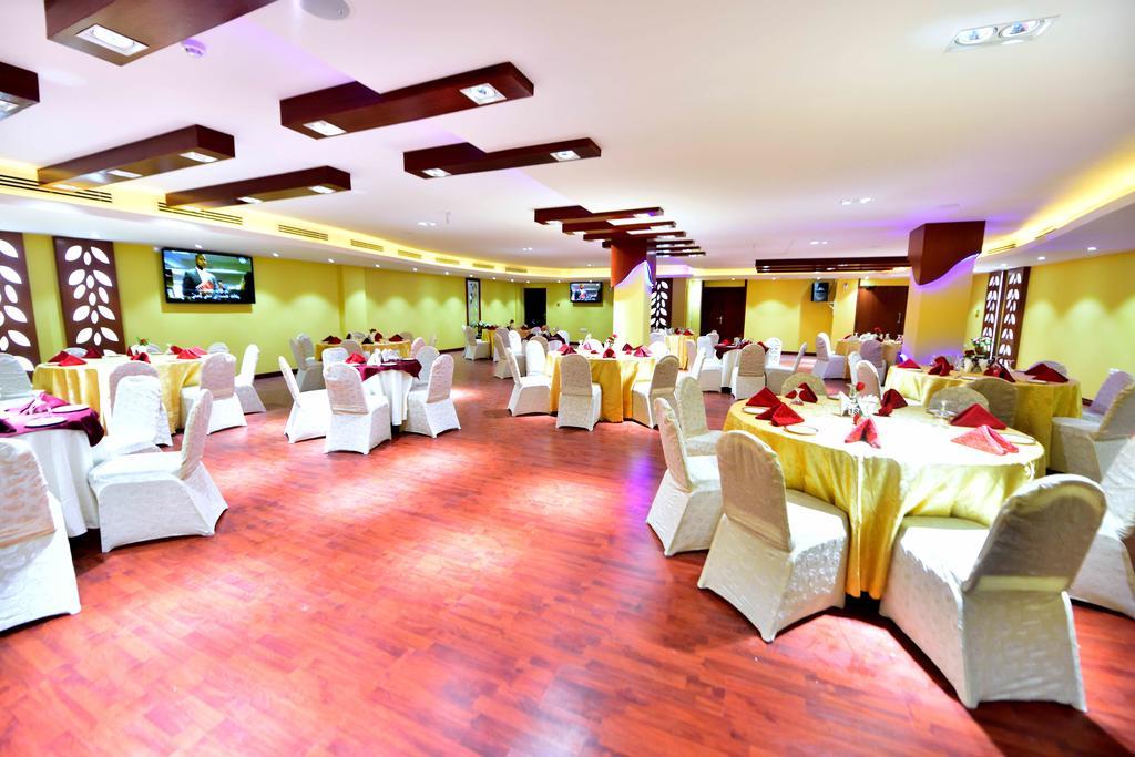 Al Bahjah Hotel Szíb Kültér fotó