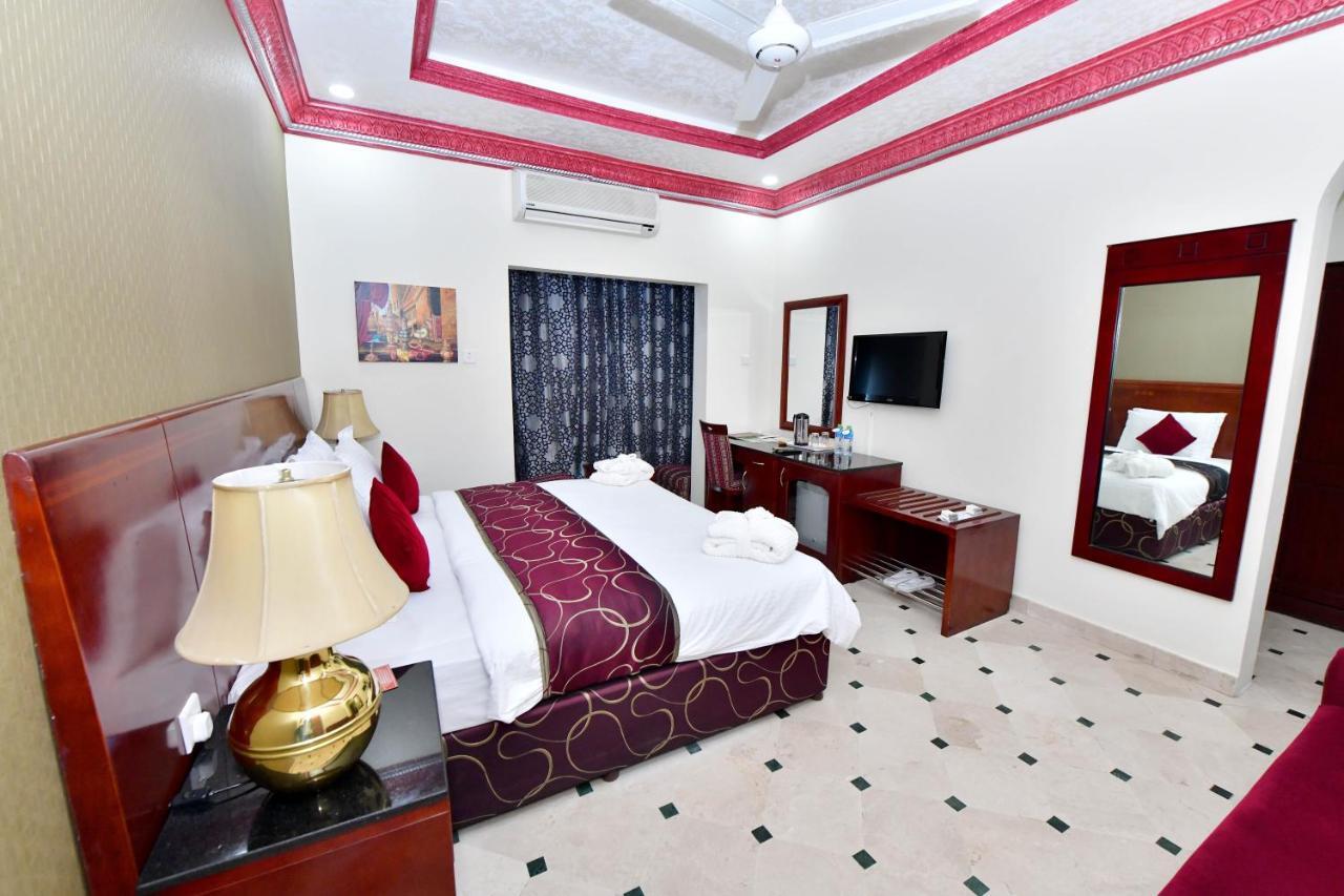 Al Bahjah Hotel Szíb Kültér fotó
